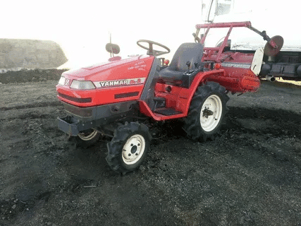 Yanmar compact tractor for small farm use